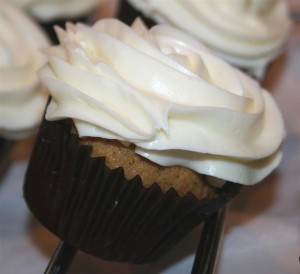 18.2.11 gulrot - cream cheese frosting 100m (Large)