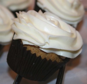 18.2.11 gulrot - cream cheese frosting 100m (Large)