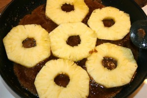 26 mai 2011 upside-down cake 021m (Large)